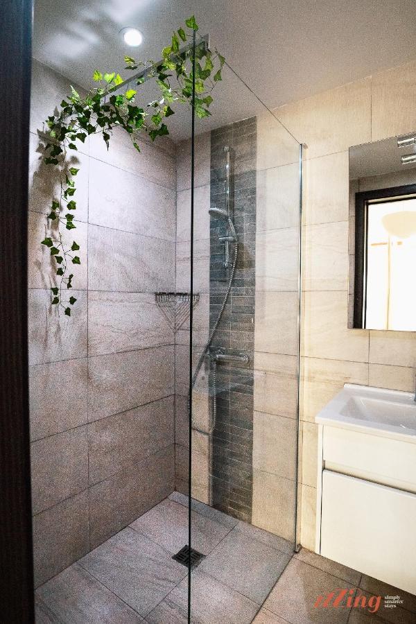 Scenic Seafront Duplex Apartment In سليمة المظهر الخارجي الصورة